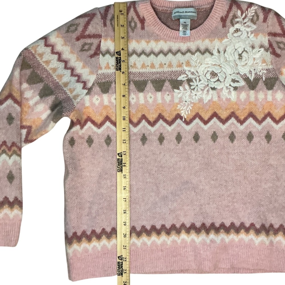 Pastel Fair Isle Cottagecore Sweater with Lace Floral Applique
Size PXL - Picture 5 of 6